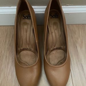 Sofft (comfort by design) Leather Tan 9.5 Womens pump